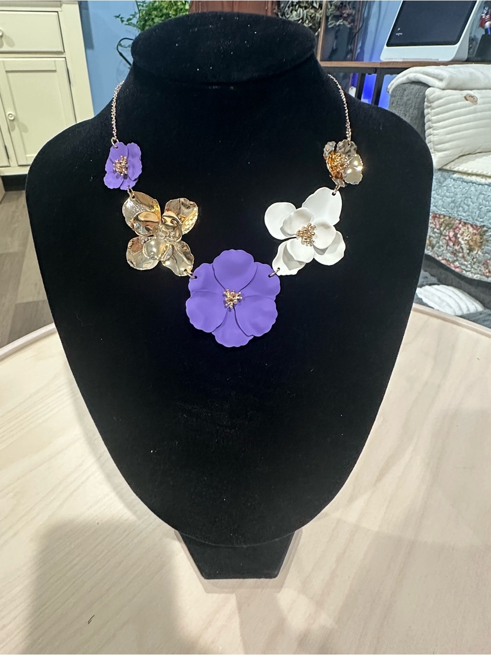 Feminine Floral Statement Necklace in Purple, White & Gold (Unsigned)
